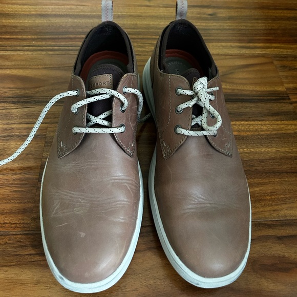 Men shoes size 9, 27 sm, worn twice, one owner, pets free and smoke free home - Picture 4 of 9